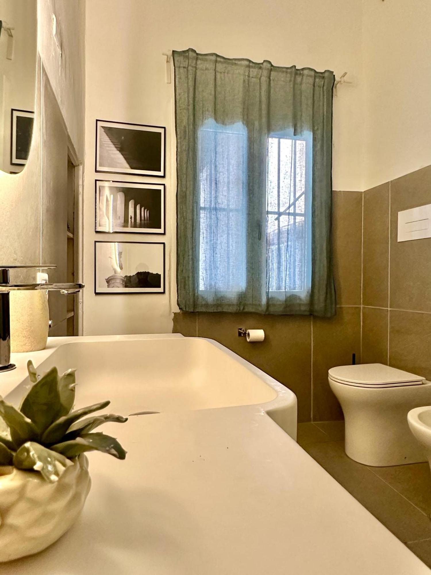 Qasr Home Beautiful Apartment In Palermo Exterior foto